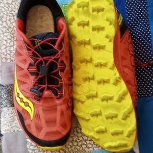 2 pair of Saucony koa st trail running shoes.